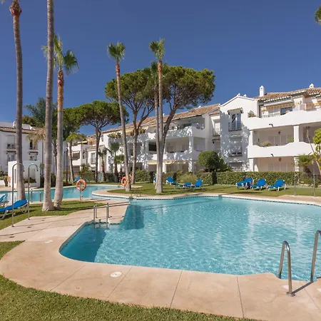 Apartment 3 Bedroom 3 Bathroom Beachside Estepona