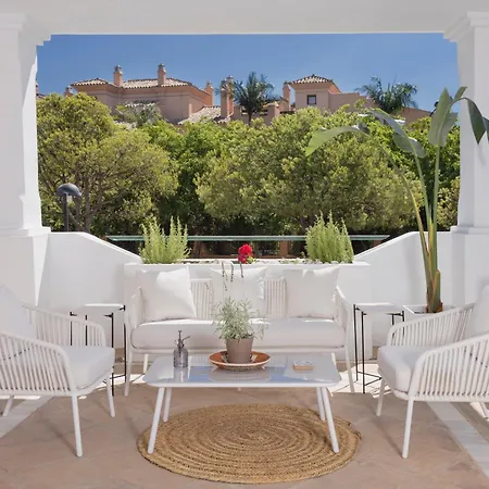 3 Bedroom 3 Bathroom Beachside * Estepona