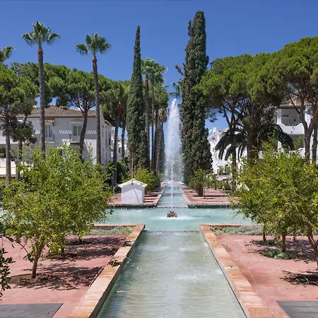 3 Bedroom 3 Bathroom Beachside * Estepona